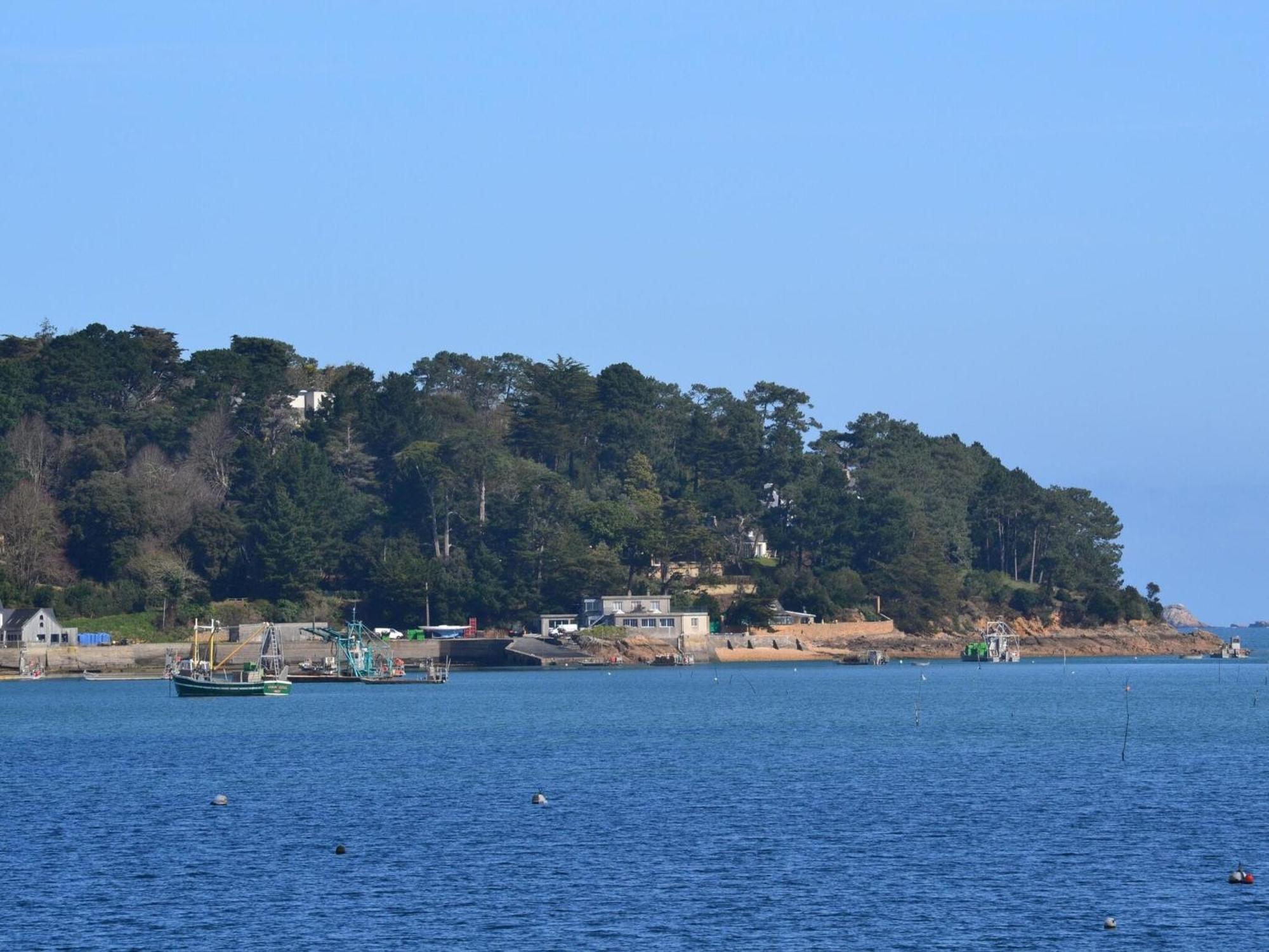 Beautiful Holiday Home In The Bay Of Morlaix Carantec Dış mekan fotoğraf